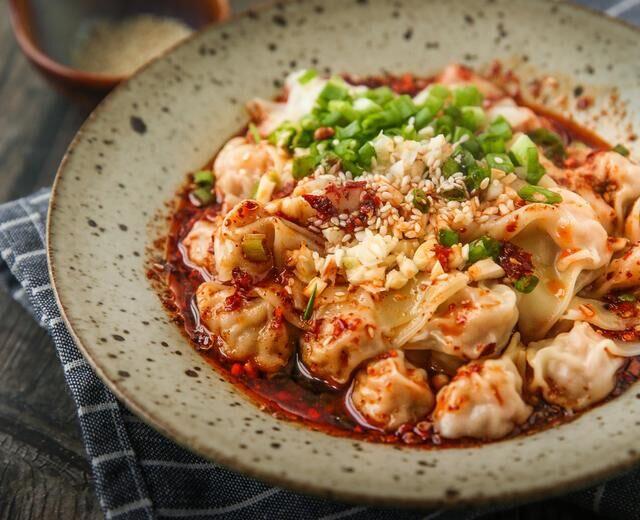 Dumplings in spicy sauce